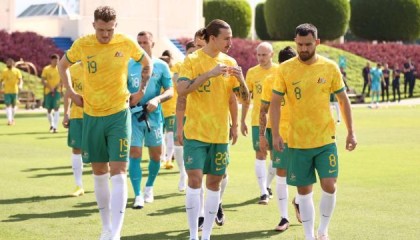 英超-【前瞻】突尼斯澳大利亚“硬碰硬”，一场红黄牌大战？