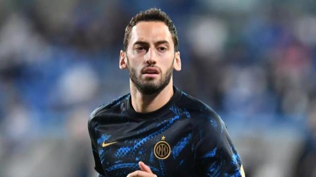 1655943550185052360.jpg newcastle-united-hakan-calhanoglunu-istiyor-zPZdlLLZ-scaled.jpg